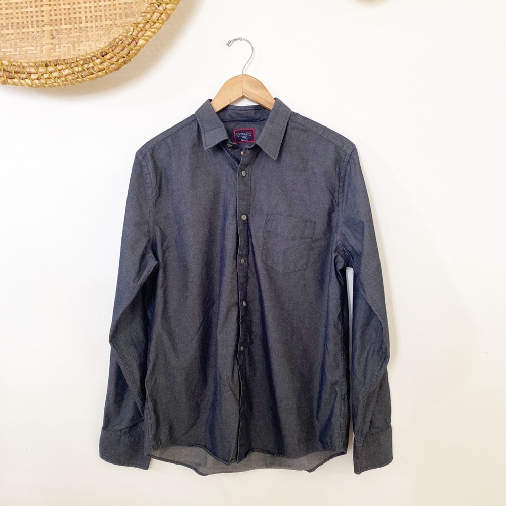 Untuckit Men’s Grey Chambray Collared Shirt